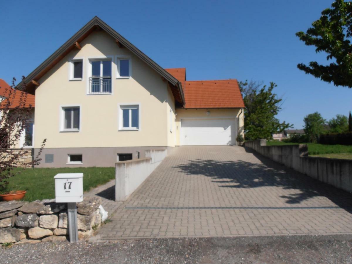 Ferienwohnung Am Kirchberg Jois Ngoại thất bức ảnh
